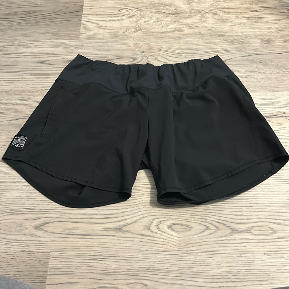 Oiselle Shorts 5in